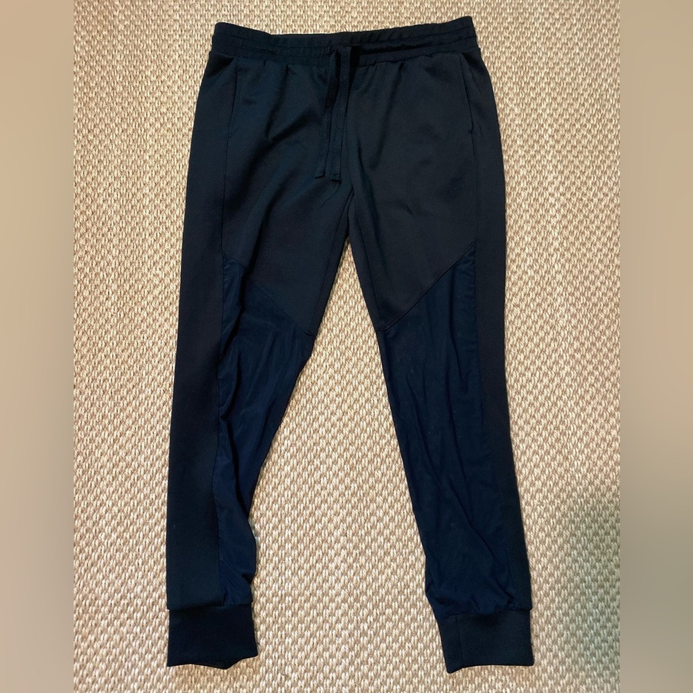 Fabletics Joggers, size Medium